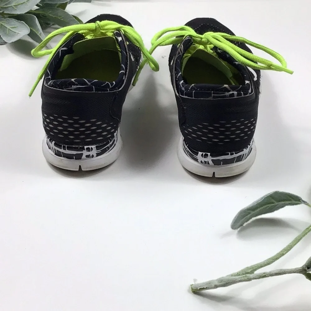 Nike Free TR Fit 4 > Green & Black